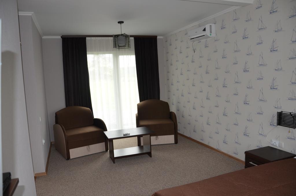Hotel Yacht Club Mayak Dnistrivka ห้อง รูปภาพ